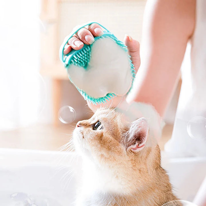 3-in-1 Pet Brush: Relaxing Bath, Massage and Deep Cleaning!